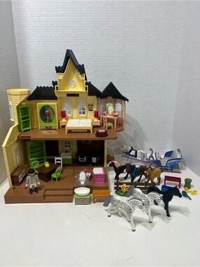 PLAYMOBIL Spirit riding free lucky’s house DreamWorks